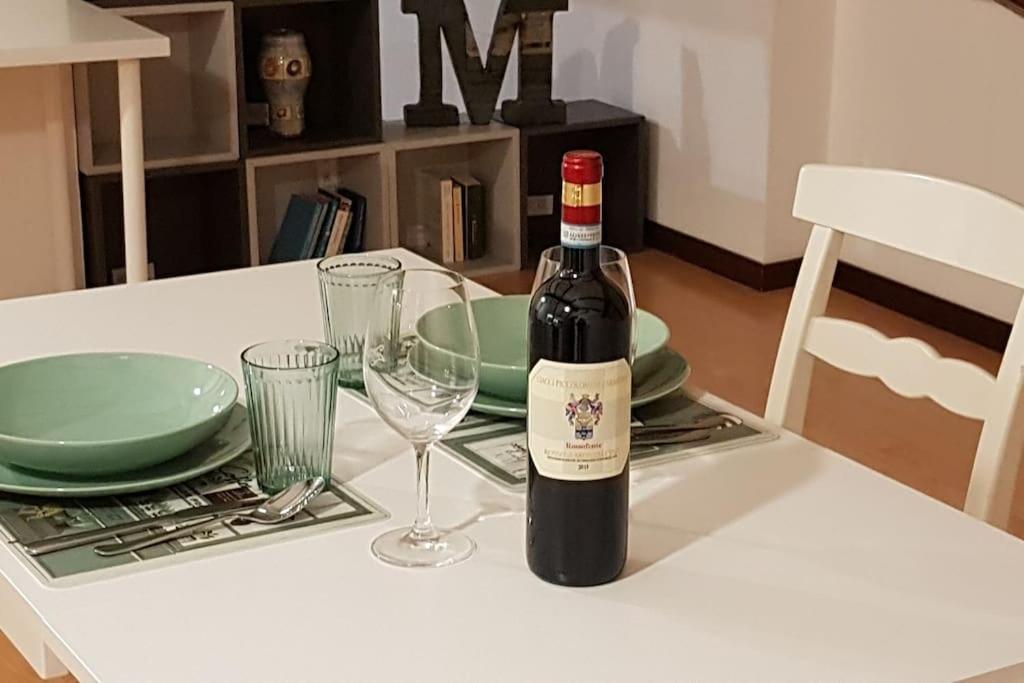ボローニャCasa Marzia - Vicino A Sant'Orsola E Centro Citta, Silenzioso E Accoglienteアパートメント エクステリア 写真